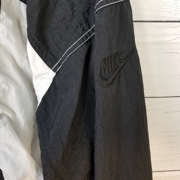 🖤 Vtg Nike Nylon Pullover | Color Block | Large 👟 - Picture 6 of 9
